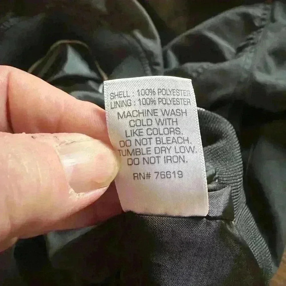 Badger Men’s Sz 2xL Black Pullover Lined. Cuffed. V-neck - Picture 6 of 6